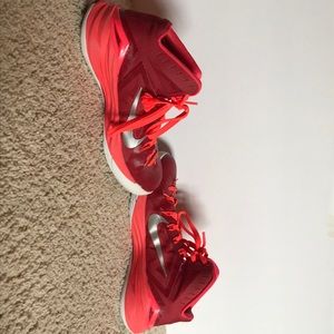 Nike hyperdunk basketball shoes